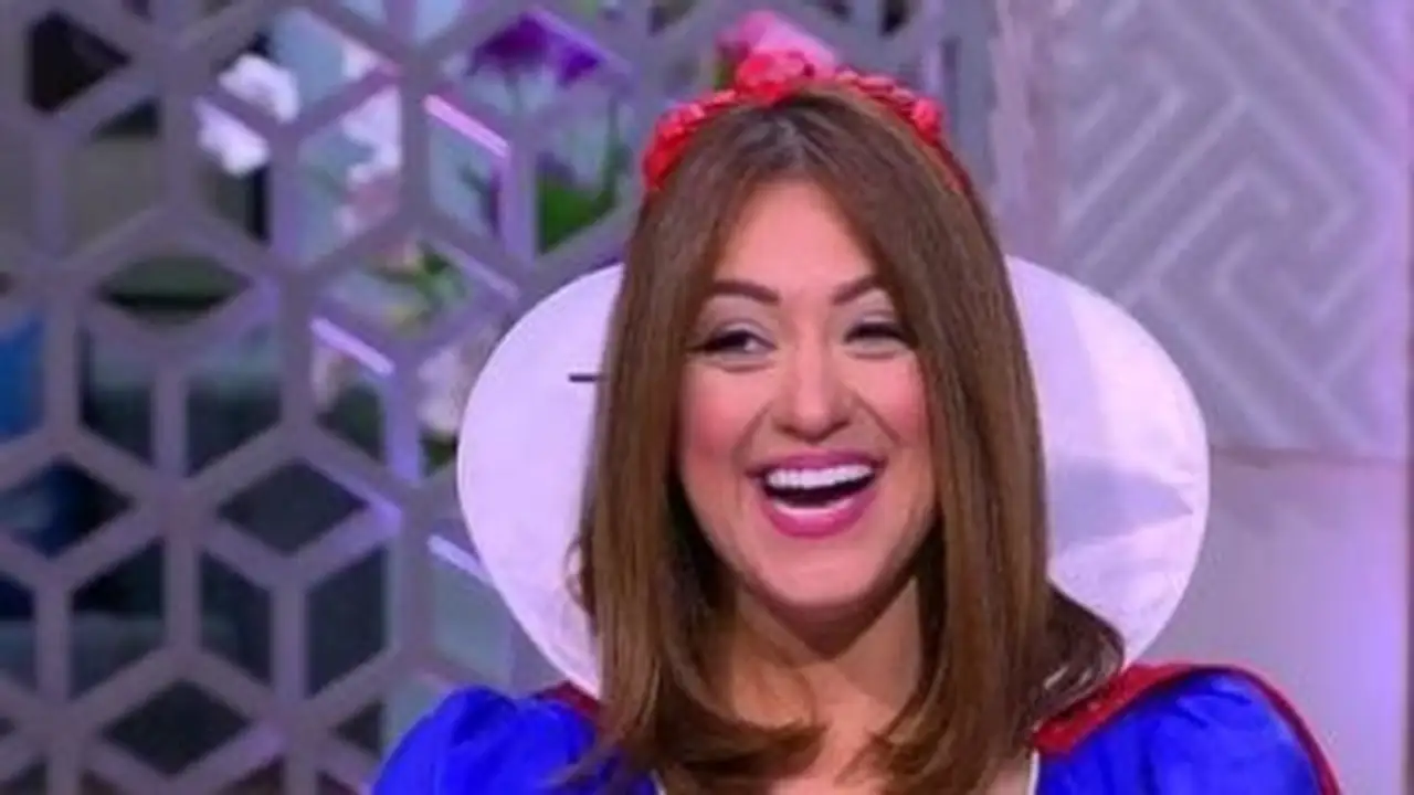 هجوم أسد.. نقل الفنانة مروة عبد المنعم للمستشفى بعد واقعة التصوير